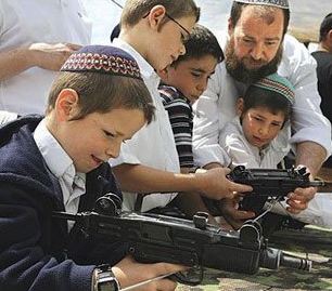 settler_children_weapon.jpg