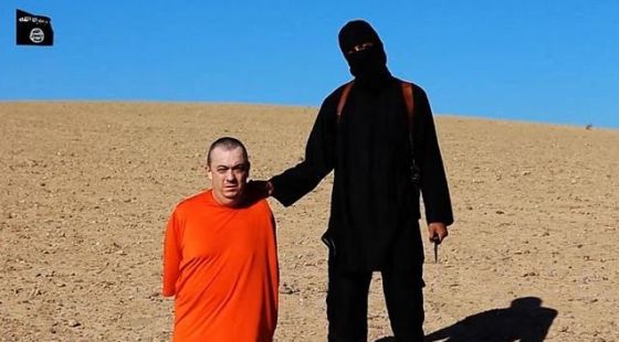 British aid worker, Alan Henning, and his executioner, alleged to be British jihadist, Mohammed Emwazi.